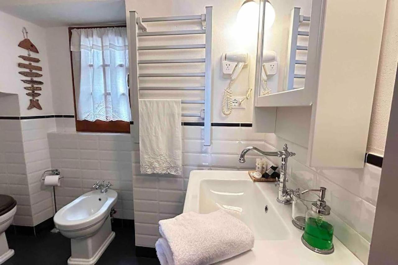 Compagnia Del Mare, Cinque Terre Full Apt X 2, Centro Storico,5 Minuti Dal Mare! Риомаджиоре Экстерьер фото